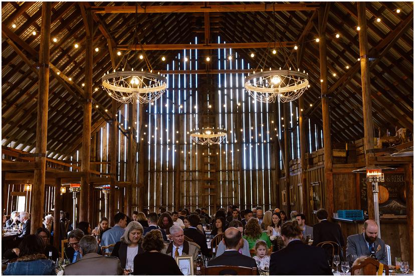 tin-roof-barn-wedding-rb_6000