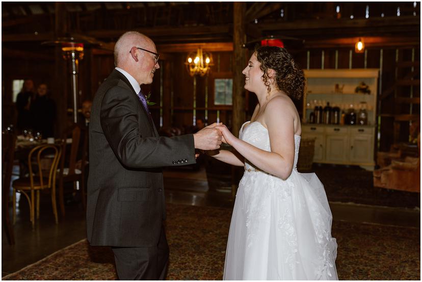 tin-roof-barn-wedding-rb_6024