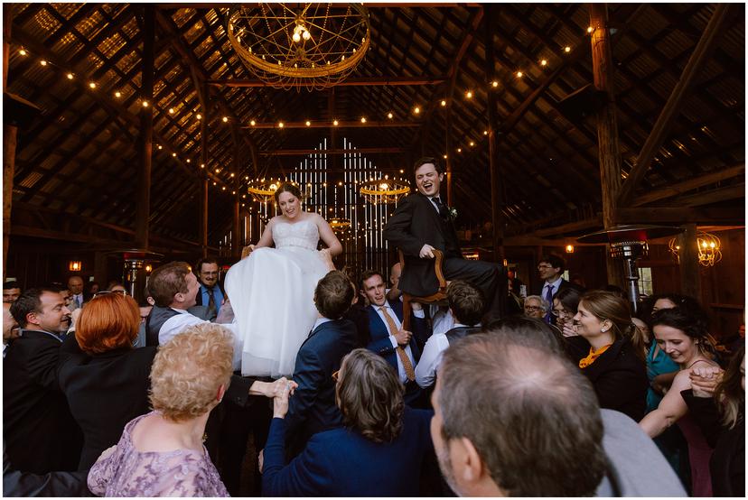 tin-roof-barn-wedding-rb_6032