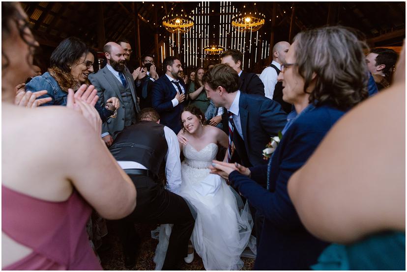 tin-roof-barn-wedding-rb_6035