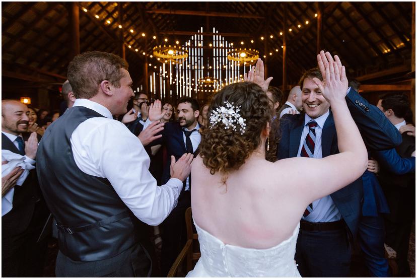 tin-roof-barn-wedding-rb_6036