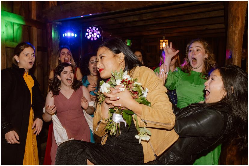 tin-roof-barn-wedding-rb_6051