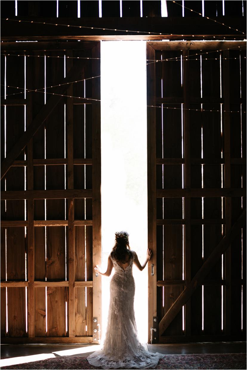 tin-roof-barn-wedding-1757