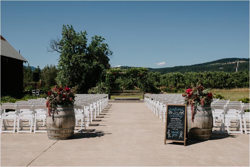 tin-roof-barn-wedding-1823