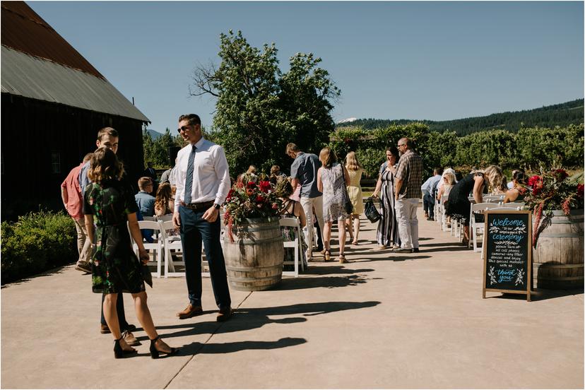 tin-roof-barn-wedding-2031