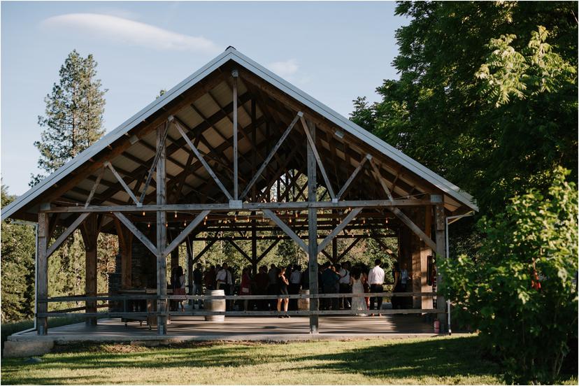 tin-roof-barn-wedding-3663