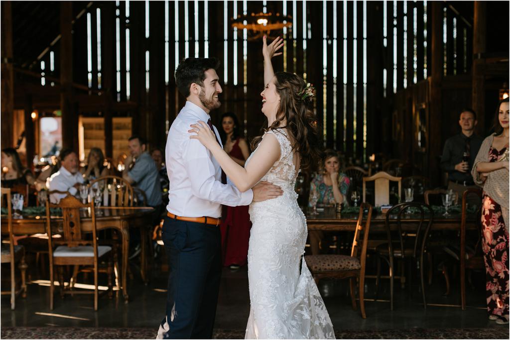 tin-roof-barn-wedding-3848