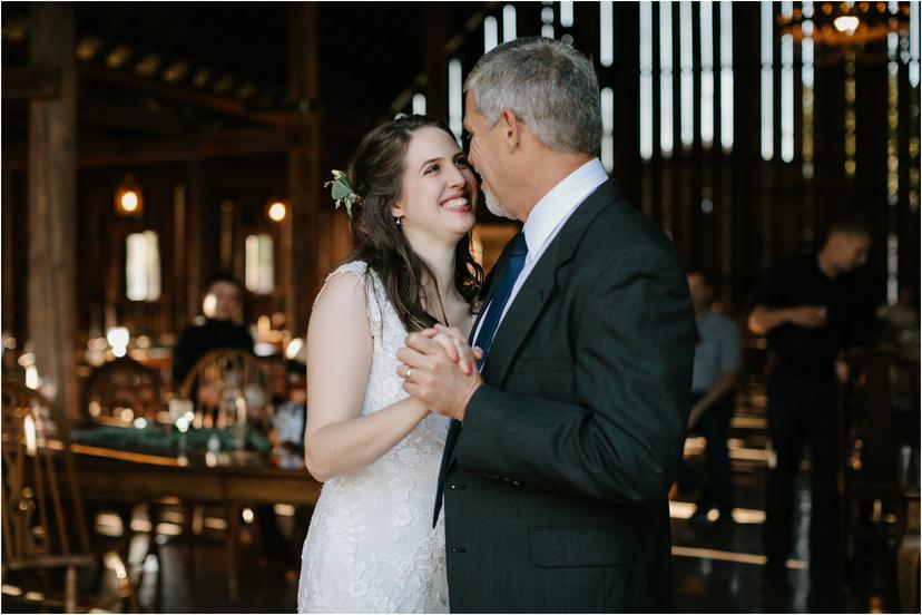 tin-roof-barn-wedding-3888