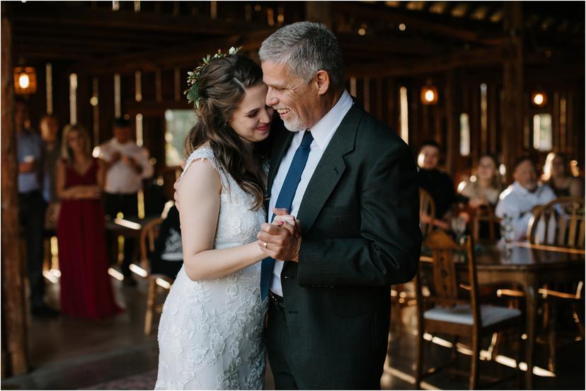 tin-roof-barn-wedding-3900