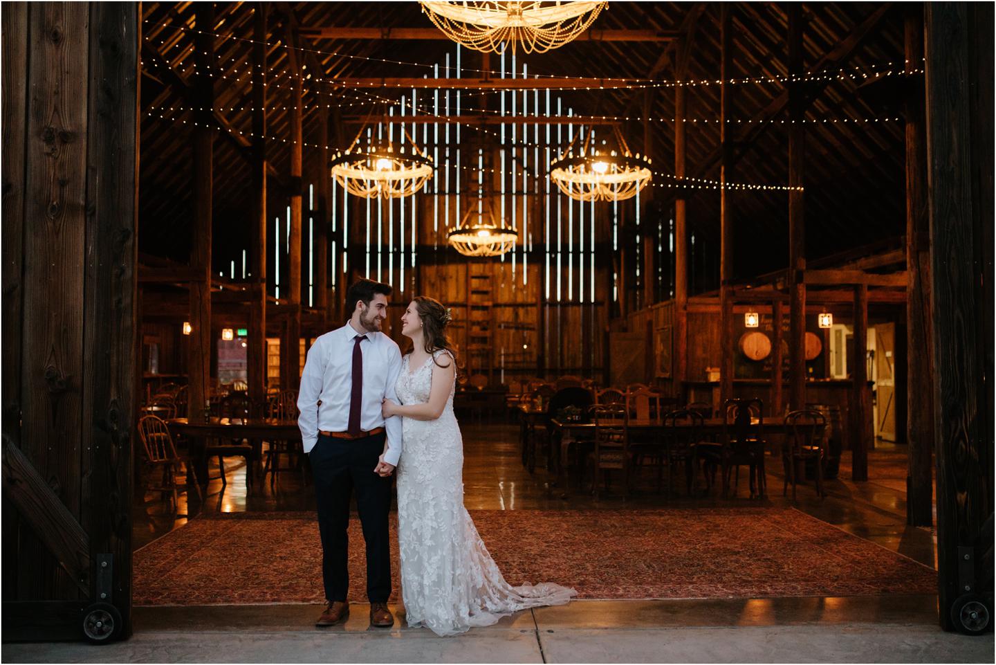 tin-roof-barn-wedding-5318