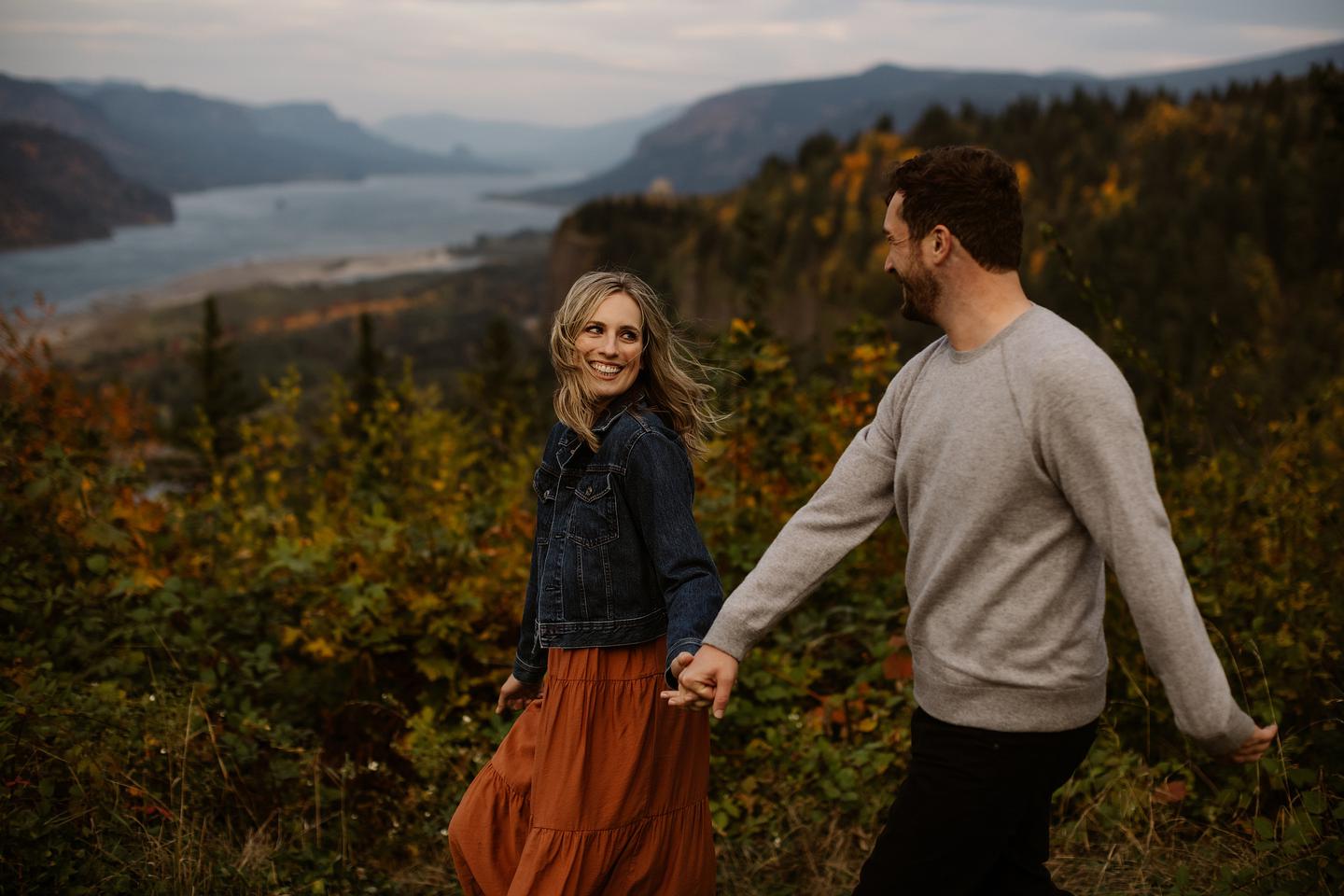 portland-engagement-columbia-gorge-engagement-at-5643