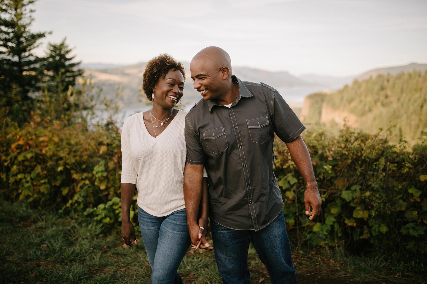 portland-engagement-columbia-river-gorge-anniversary-photos-9245