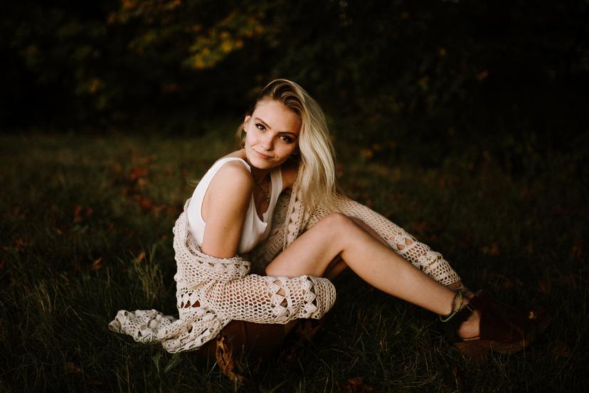 Woman Posing for Photo Shoot · Free Stock Photo