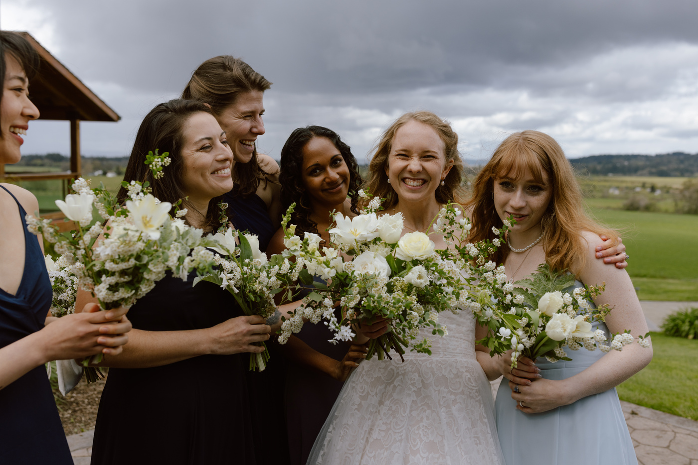 best-portland-wedding-photographerscholls-valley-lodge-wedding-1064